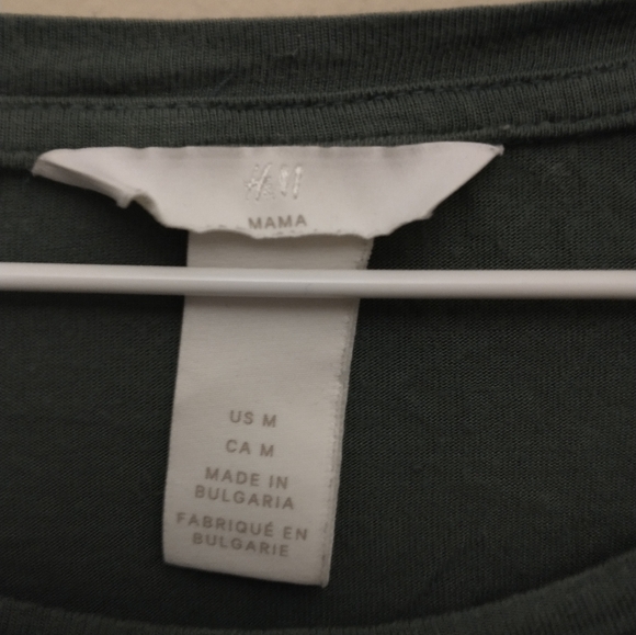 THREE MEDIUM MATERNITY T-SHIRTS IN GREY, GREEN AND WHITE - Picture 2 of 6